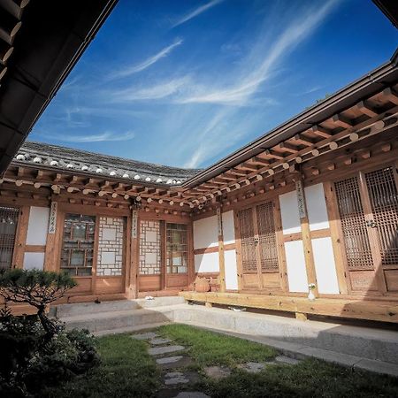 Cheong Yeon Jae Hanok Hotel Seoul Exterior foto